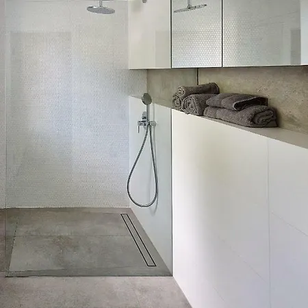 Apartament Baltica Z Ogrodkiem - W Ustronnym Miejscu Tuz Przy Plazy Rogowo  Exterior photo
